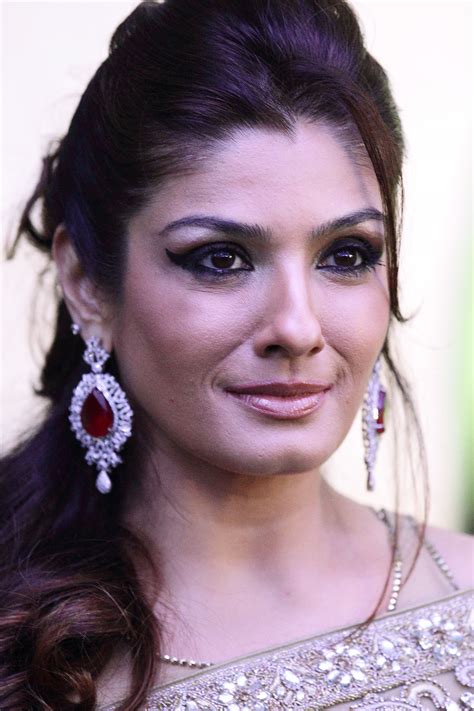 Raveena Tandon Naked XXX Image Nude Pussy Boobs HD Photos